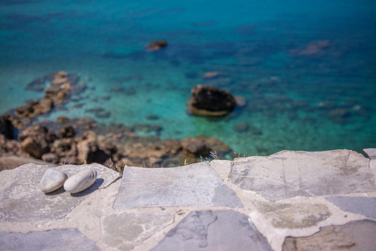 Iliada Suites Naxos City Szoba fotó